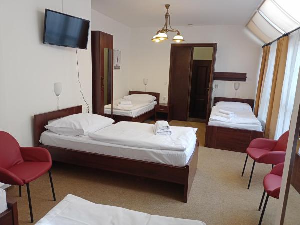 Old Prague House : photo 6 de la chambre chambre familiale avec salle de bains privative