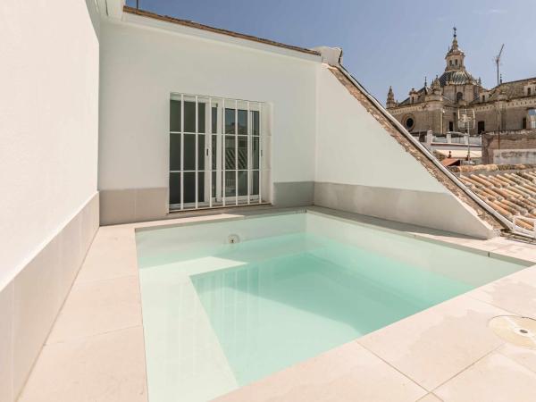 ISG Apartments Cuna : photo 1 de la chambre suite junior avec piscine privée 