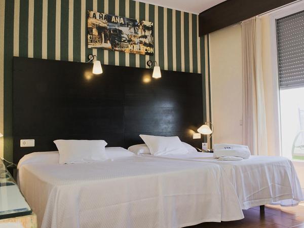 HRC Hotel : photo 7 de la chambre chambre double ou lits jumeaux avec terrasse