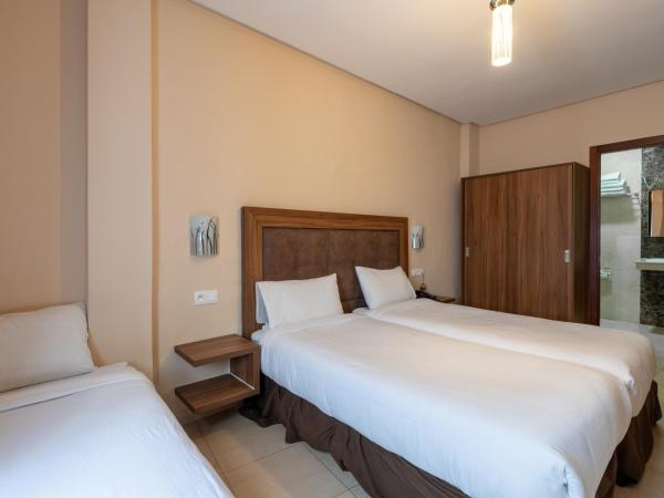 Hotel Etoile Du Nord : photo 2 de la chambre chambre triple