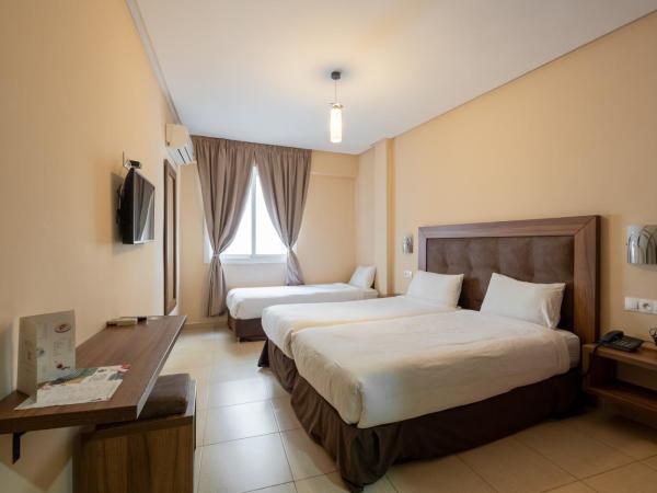 Hotel Etoile Du Nord : photo 3 de la chambre chambre triple