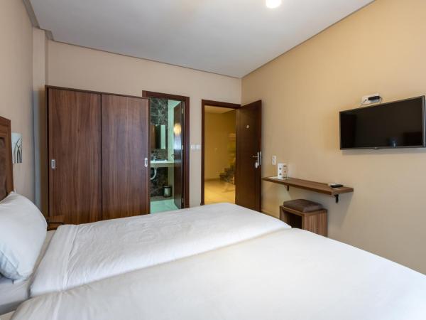 Hotel Etoile Du Nord : photo 5 de la chambre chambre triple