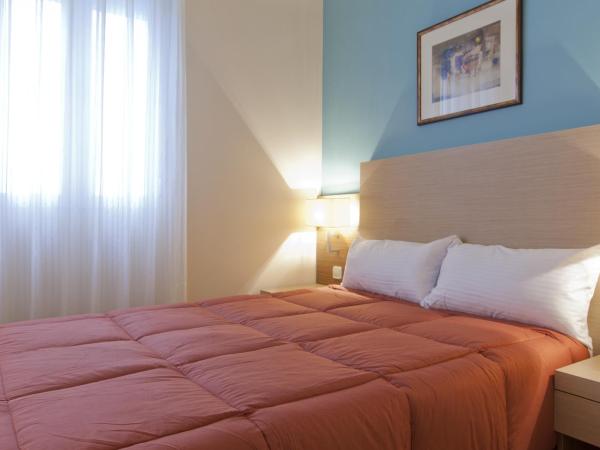 Hotel Mirador Puerta del Sol : photo 4 de la chambre offre spéciale romantique
