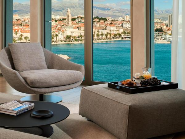 Hotel Ambasador : photo 4 de la chambre suite ambasador with sea view 