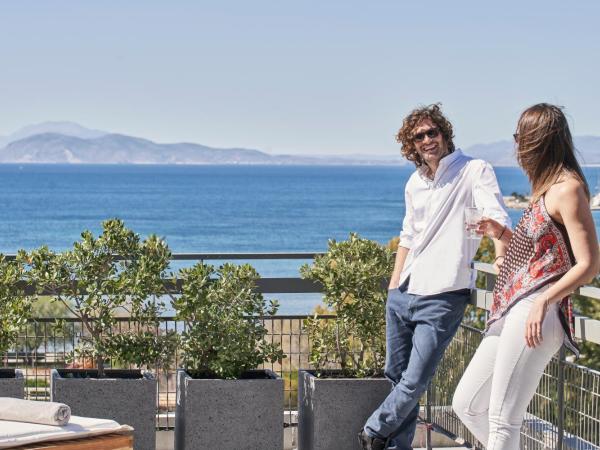 Sea View Hotel : photo 3 de la chambre suite penthouse avec véranda - vue sur mer