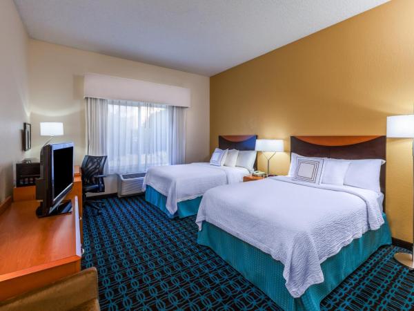 Fairfield Inn & Suites Houston Intercontinental Airport : photo 2 de la chambre grande chambre lit queen-size