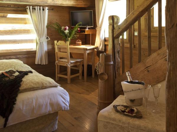 Chalet-Hôtel Les Fermes de Pierre & Anna : photo 3 de la chambre chambre quadruple en duplex