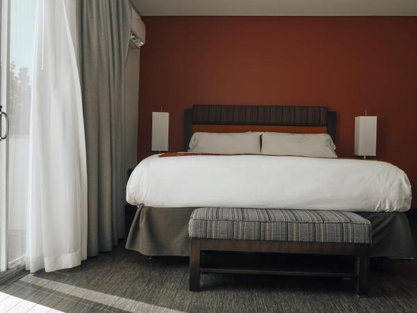 SIRTAJ - Beverly Hills : photo 4 de la chambre chambre lit king-size de luxe