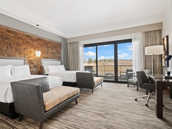 Flying Horse Resort & Club : photo 3 de la chambre chambre avec 2 grands lits queen-size