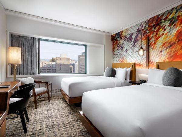 Fairmont The Queen Elizabeth : photo 1 de la chambre chambre fairmont avec 2 lits doubles