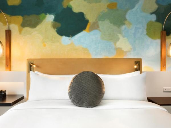 Fairmont The Queen Elizabeth : photo 2 de la chambre chambre fairmont avec 2 lits doubles