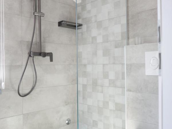 Tri Lava Luxury Living : photo 4 de la chambre chambre double ou lits jumeaux standard