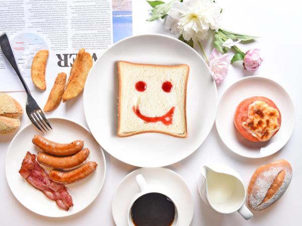 Futian Shangri-La, Shenzhen,Near to Shenzhen Convention&Exhibition Centre, Futian Railway Station : photo 4 de la chambre chambre king de luxe avec vue sur la ville