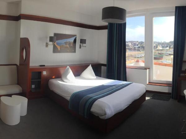 Hôtel des Rochers : photo 5 de la chambre suite - vue sur mer