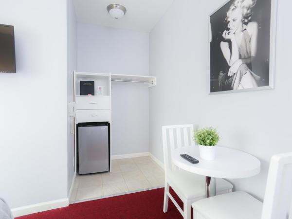 The Hotel Hollywood : photo 4 de la chambre chambre supérieure lit queen-size