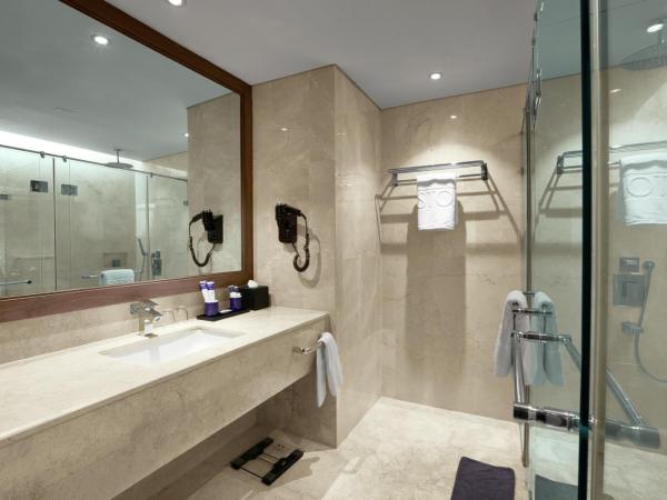 Aston Priority Simatupang Hotel and Conference Center : photo 3 de la chambre suite junior
