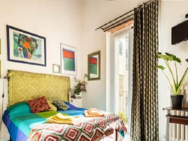 Arimatea Accommodations : photo 10 de la chambre chambre lit king-size avec balcon