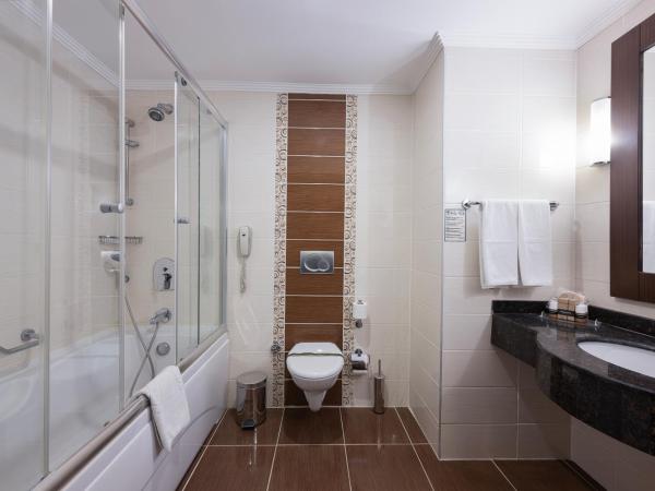 Megasaray Westbeach Antalya : photo 5 de la chambre chambre standard deluxe - vue sur mer