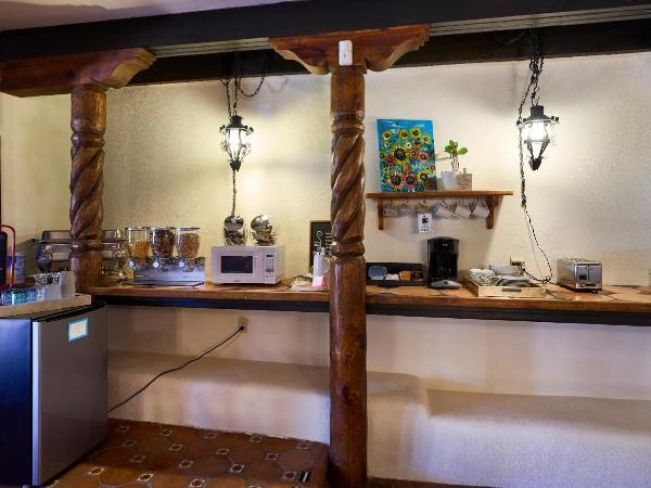 Loba Luna-Come Home To Enchantment : photo 10 de la chambre chambre quadruple avec balcon