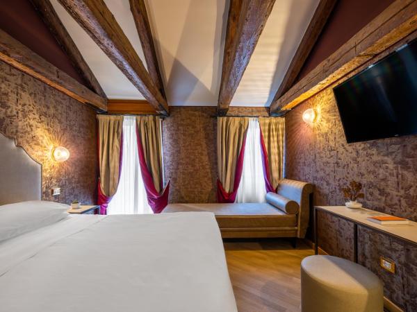 Hotel Paganelli : photo 3 de la chambre chambre triple