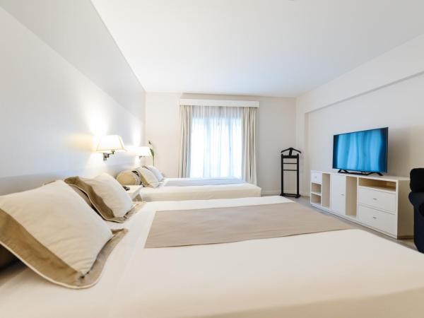 Loi Suites Recoleta Hotel : photo 8 de la chambre chambre familiale supérieure