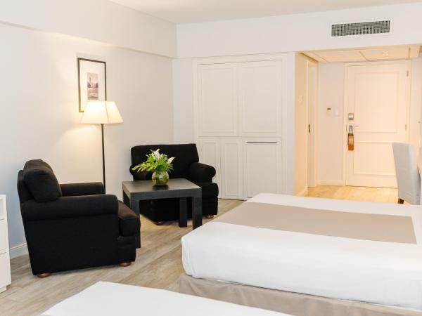 Loi Suites Recoleta Hotel : photo 7 de la chambre chambre familiale supérieure