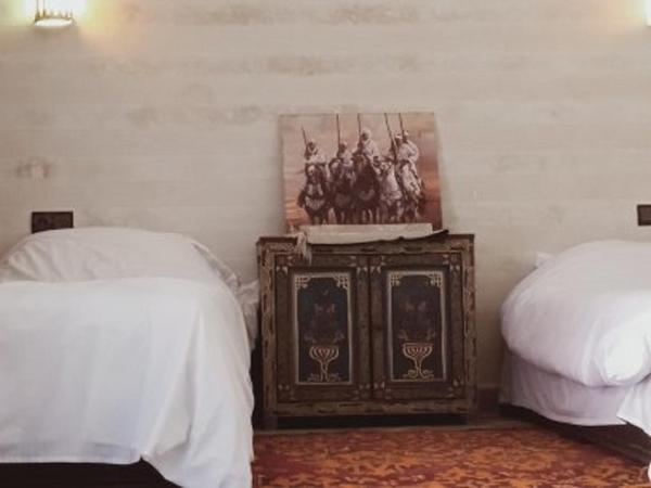Riad Sidi Hicham : photo 5 de la chambre chambre lits jumeaux - vue sur jardin