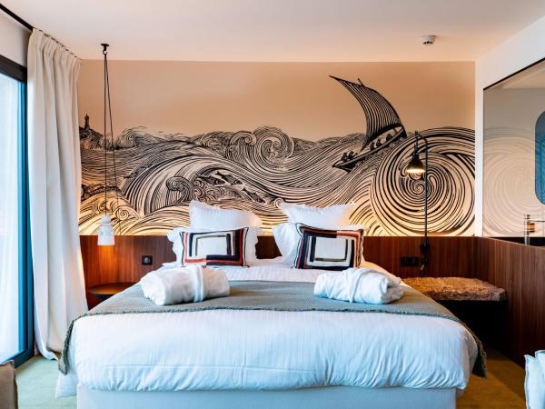 Hôtel Roz Marine Thalasso Resort : photo 2 de la chambre chambre double ou lits jumeaux - vue sur mer