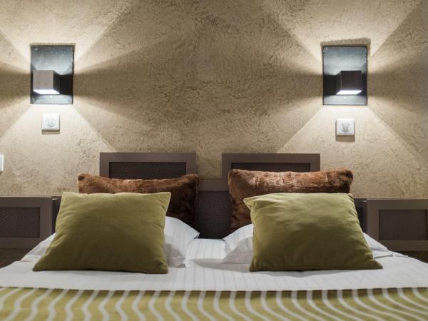 Hôtel des Princes, Chambéry Centre : photo 1 de la chambre chambre familiale (4 adultes + 2 enfants)
