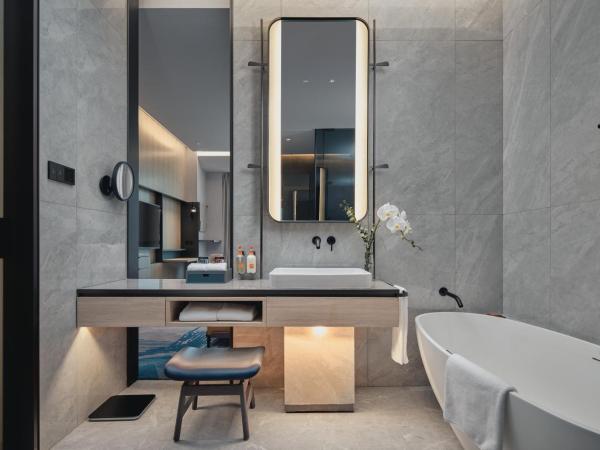 Crowne Plaza Hangzhou Riverside, an IHG Hotel : photo 4 de la chambre chambre double standard