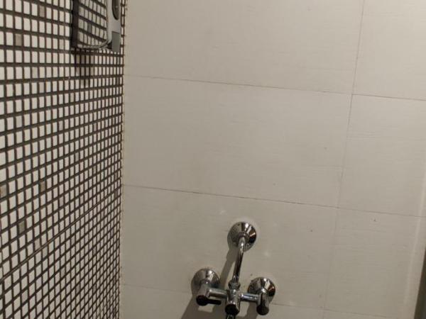 JHouse near Bhikaji : photo 9 de la chambre chambre double deluxe