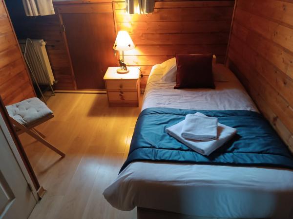 Hôtel de l'Impossible : photo 3 de la chambre chambre quadruple standard