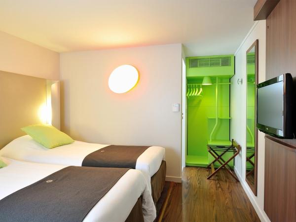 Campanile Orange A7/ A9 : photo 4 de la chambre chambre lits jumeaux