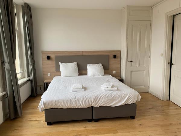 Plantage Hortus Apartments : photo 7 de la chambre appartement 3 chambres avec 1 lit double