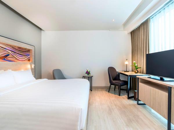 Novotel Phuket City Phokeethra : photo 3 de la chambre chambre lit king-size exécutive