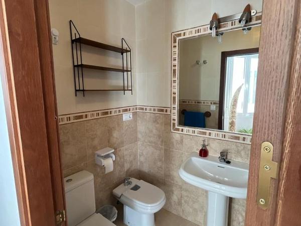 ALYANA : photo 7 de la chambre chambre lits jumeaux avec toilettes communes