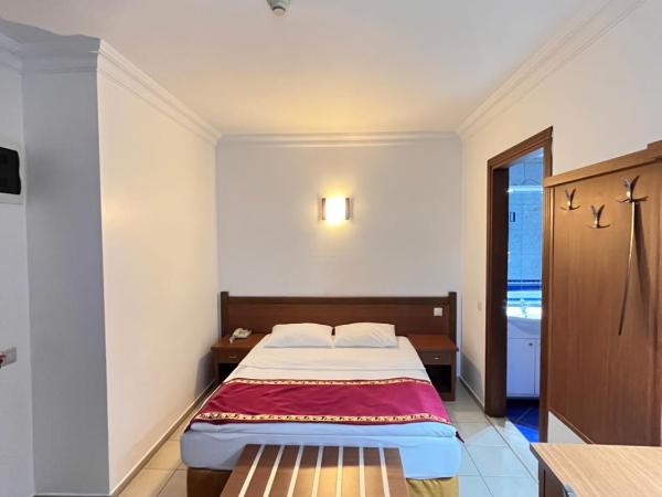 Hotel Royal Hill : photo 2 de la chambre chambre simple - vue sur mer