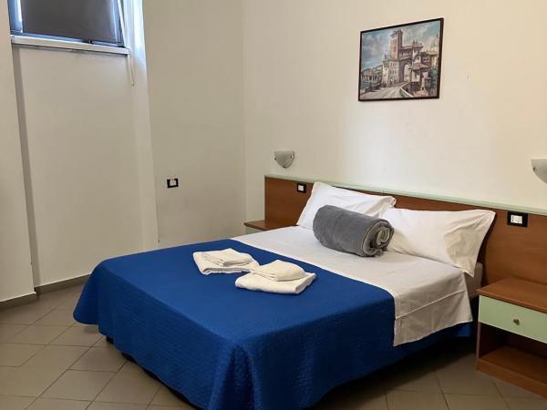 Hotel Mercurio : photo 2 de la chambre chambre double