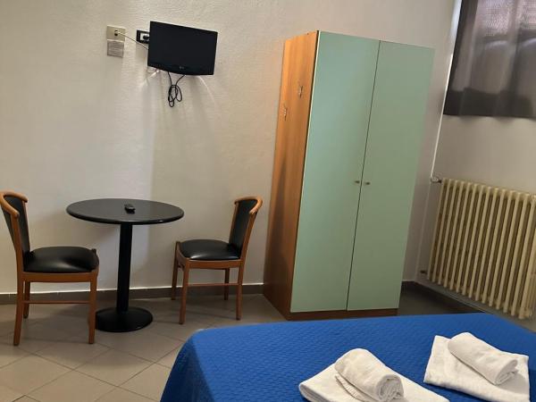 Hotel Mercurio : photo 3 de la chambre chambre double