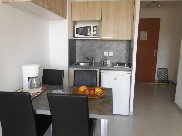 Résidence L'éléphant : photo 4 de la chambre appartement - vue sur piscine 