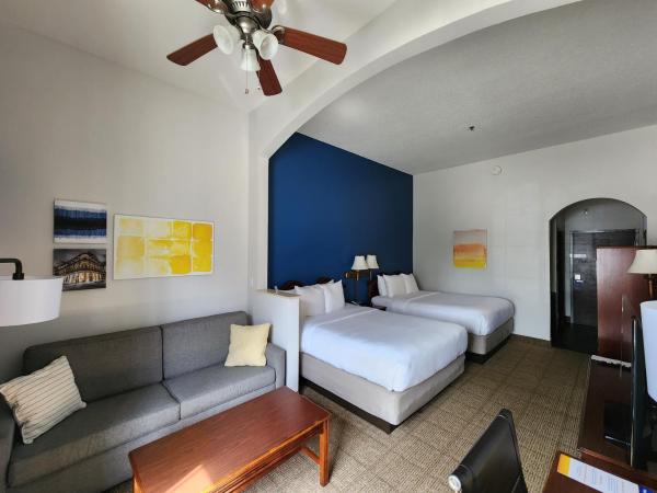 Comfort Suites New Orleans East : photo 4 de la chambre suite 2 lits queen-size - non-fumeurs