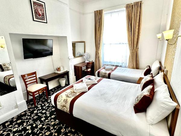 Andorra Guest Accommodation : photo 3 de la chambre chambre familiale (3 adultes)