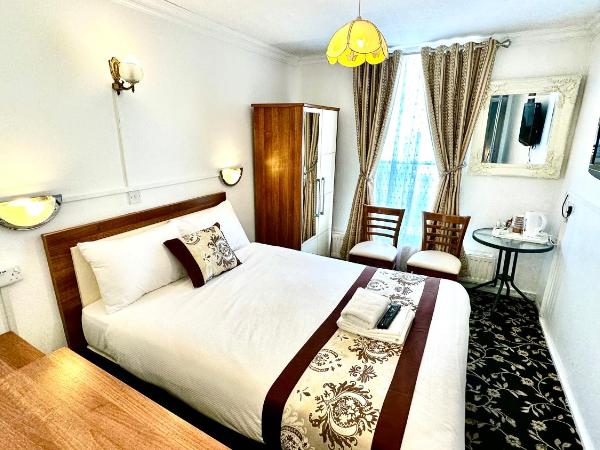 Andorra Guest Accommodation : photo 3 de la chambre chambre double