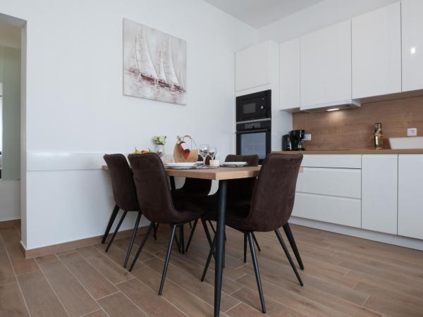 Apartments Batur : photo 8 de la chambre appartement - rez-de-chaussée