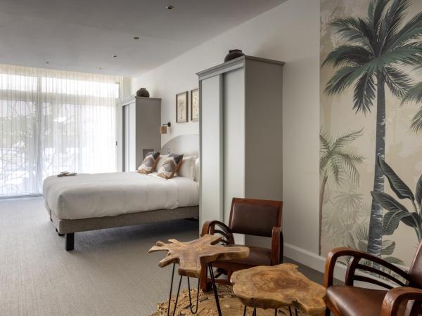 Hôtel La Villa Juan Beach : photo 2 de la chambre suite