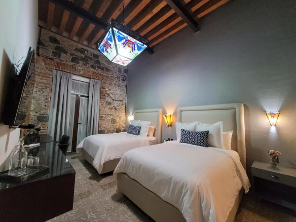 Milo Collection Hotel : photo 2 de la chambre suite supérieure