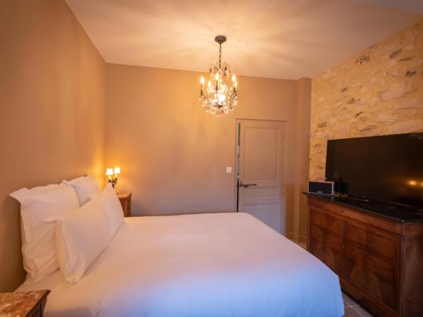 Domaine de Charnay - Résidence de charme : photo 3 de la chambre grande chambre double