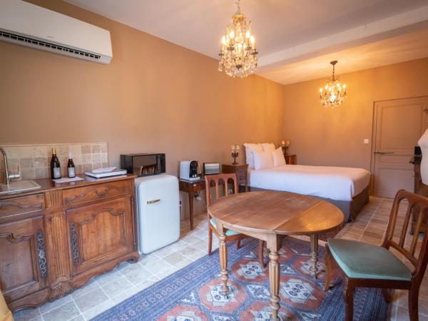 Domaine de Charnay - Résidence de charme : photo 5 de la chambre grande chambre double