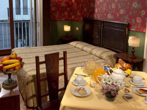 Chiaja Hotel de Charme : photo 5 de la chambre chambre double ou lits jumeaux supérieure
