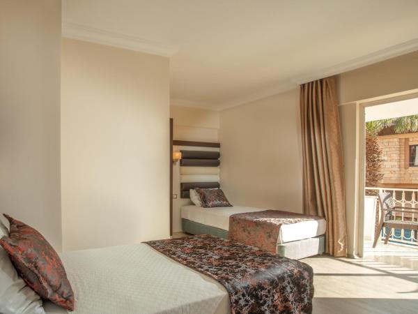 Arbatt Marmaris Hotel : photo 7 de la chambre chambre familiale